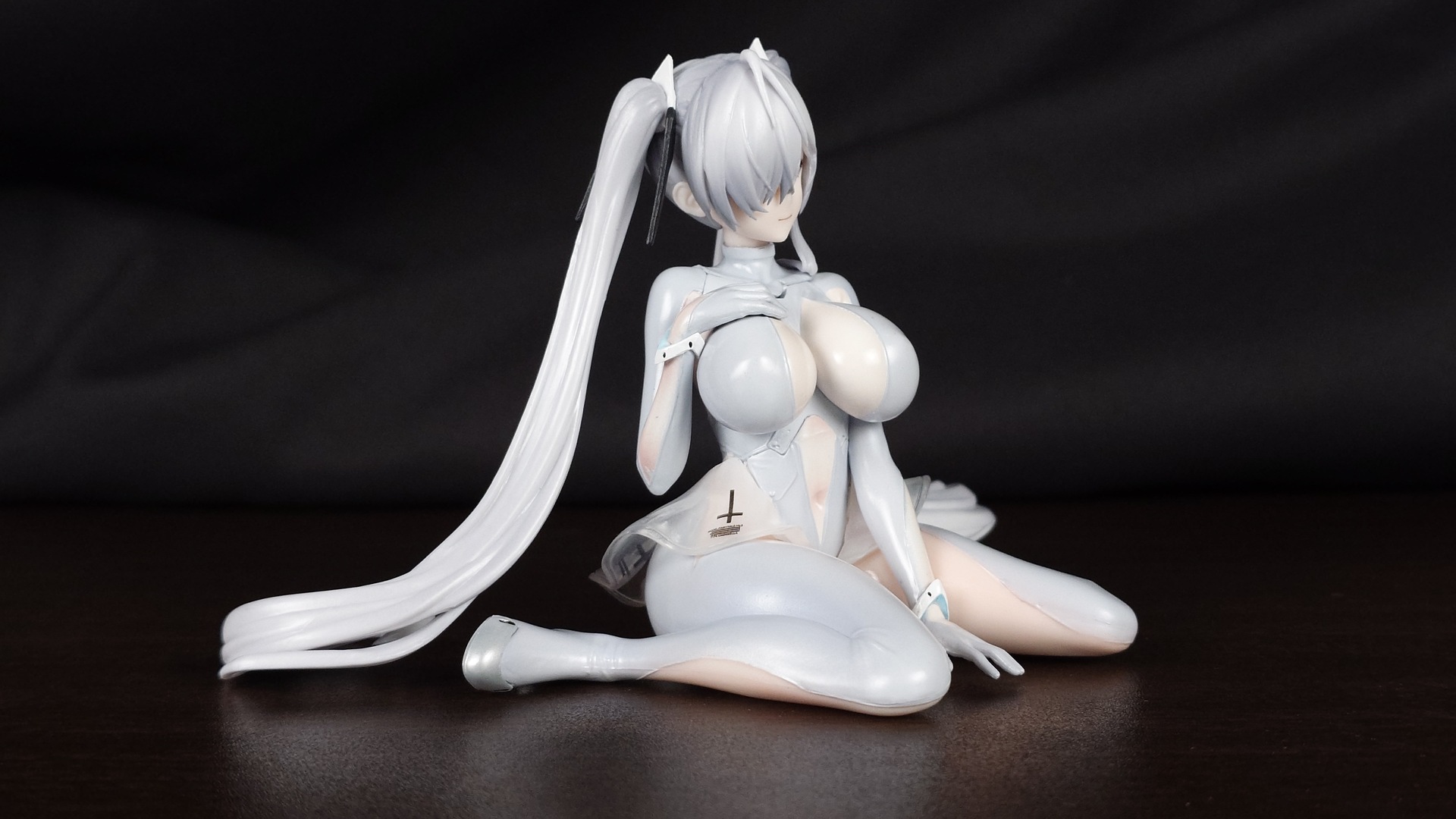 勝利の女神NIKKE シンデレラ フィギュア 側面4