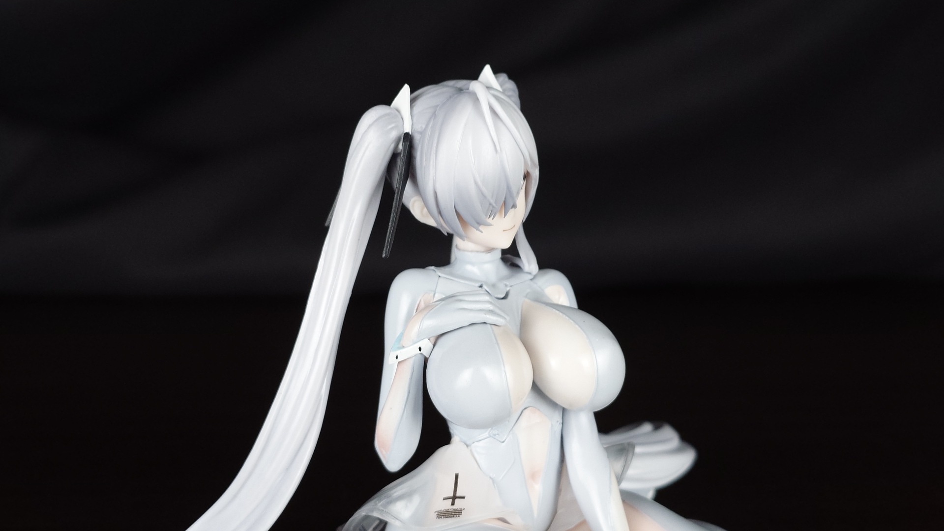 勝利の女神NIKKE シンデレラ フィギュア 側面顔アップ4